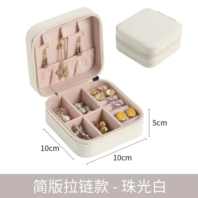 Charm and Beauty Portable Makeup Bag